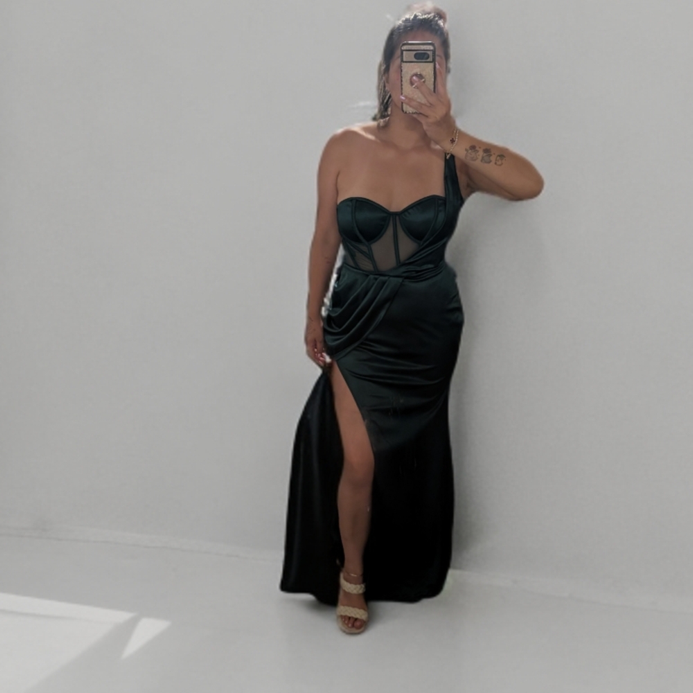 Elegant One Shoulder Black Dress